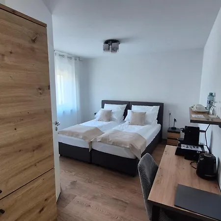 Seibel Doppel-zweibettzimmer Mit Bad ゲストハウス